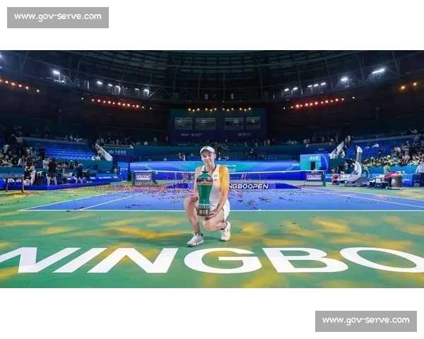 巅峰对决燃爆全场的年度网球冠军争夺战纪实精彩瞬间与热血传奇篇章 - 副本 - 副本 (2) 巅峰对决燃爆全场的年度网球冠军争夺战纪实精彩瞬间与热血传奇篇章 - 副本 - 副本 (2)