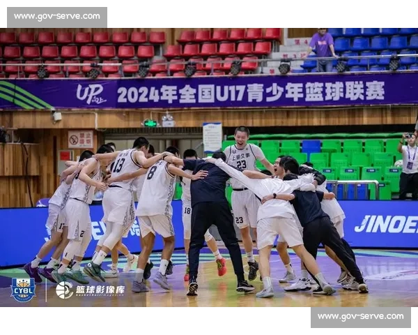 篮球淘汰赛激战正酣谁能问鼎巅峰荣耀之路解析全程回顾与战术前瞻 - 副本 (2)