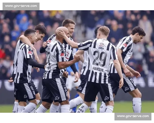 英超足球联赛历史上最震撼人心的经典对决回顾与传奇瞬间全景解析 - 副本 - 副本 - 副本 - 副本