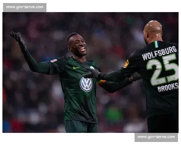 解析德甲足球联赛各队战术风格与精神气质全景图当代竞争格局透视 - 副本 (4)