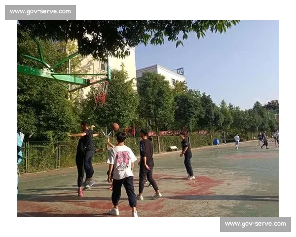 激战进行时篮球比分实时更新带你掌握全场节奏 - 副本 (2) - 副本